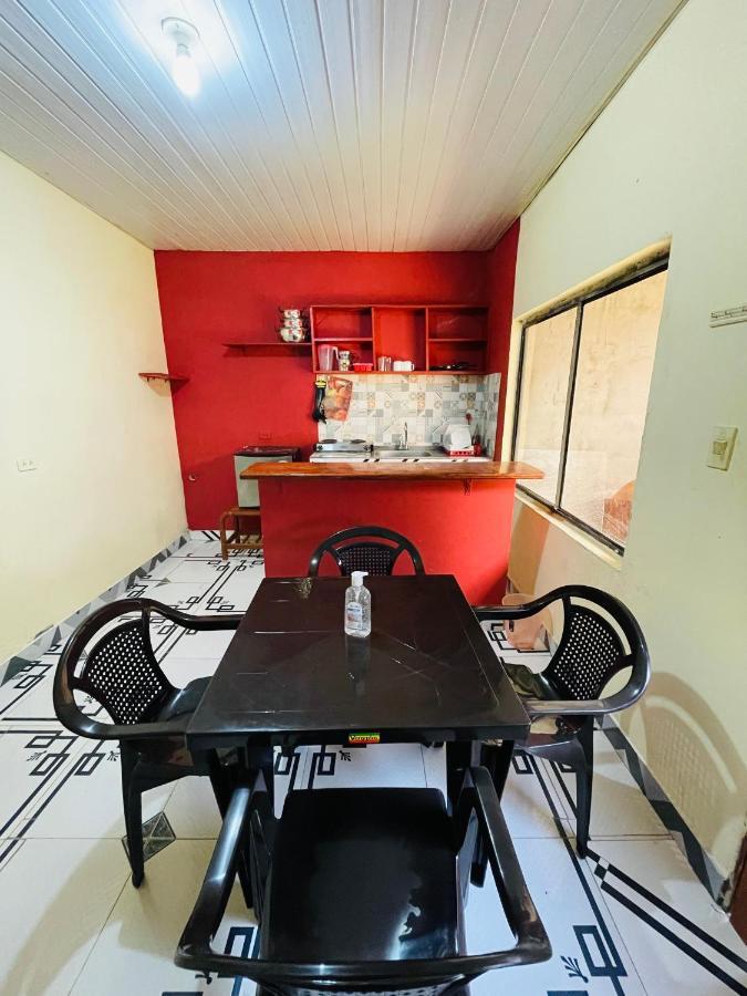 Apartamentos cerca al Aeropuerto Leticia Bagian luar foto